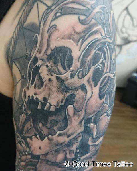 Skull Schädel Tattoo von Good Times Tattoo Philippsthal